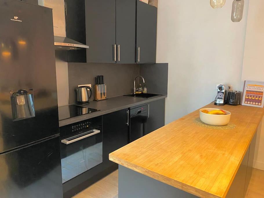 Superbe Appartement Batignolles Paris Exterior foto